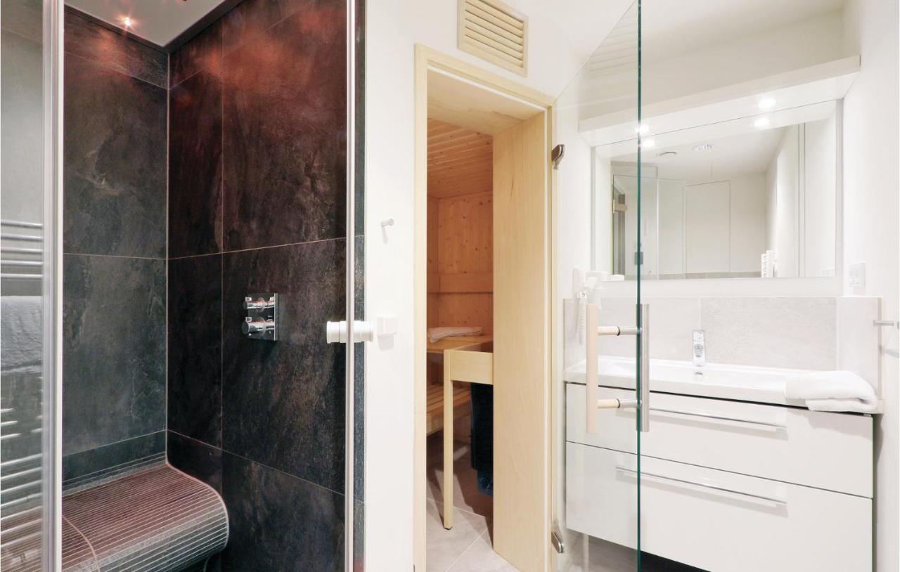 Awesome Apartment In Luebeck Travemuende With Sauna 외부 사진